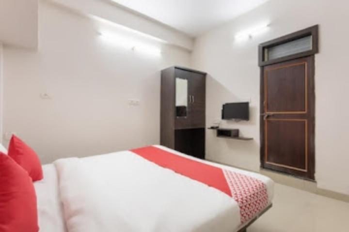 Hotel Royal Palace Indore Dış mekan fotoğraf